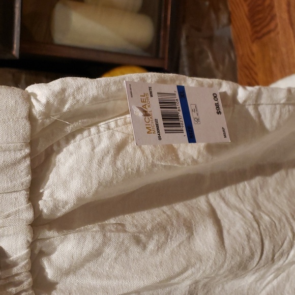 NWT Michael Kors white linnen shorts - Picture 6 of 9